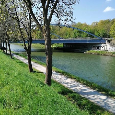 Haus Lupo am Kanal Castrop-Rauxel Exterior foto