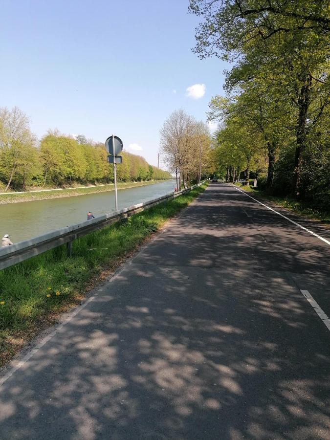 Haus Lupo am Kanal Castrop-Rauxel Exterior foto